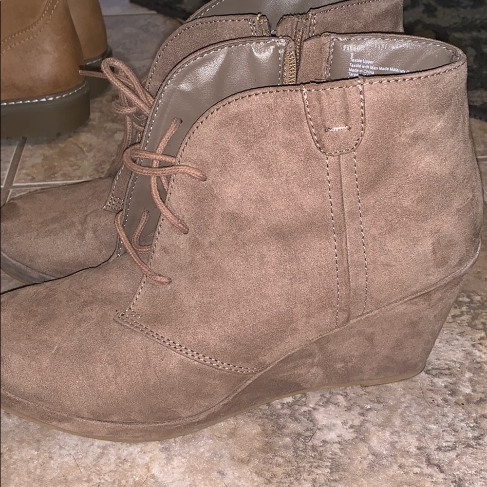Merona taupe wedge booties